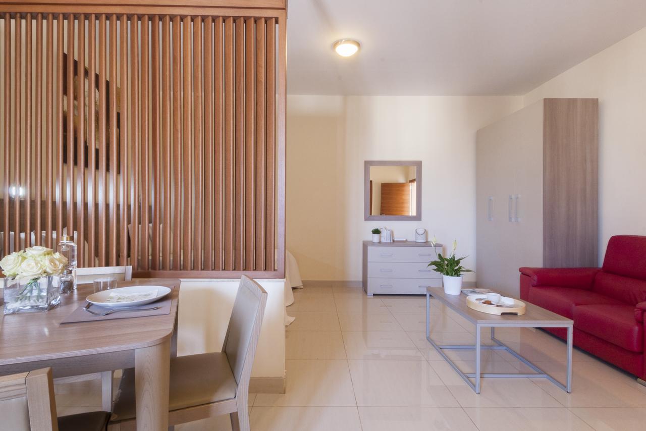 Blubay Suites By St Hotels Gzira Екстериор снимка
